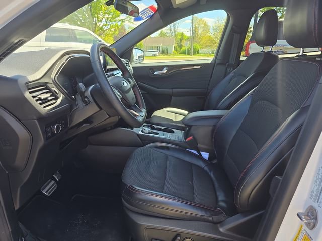 Certified 2023 Ford Escape ST-Line w/ Equipment Group 301A FWD image 14