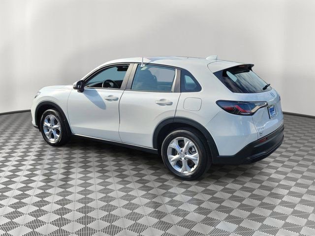 Used 2023 Honda HR-V LX image 4