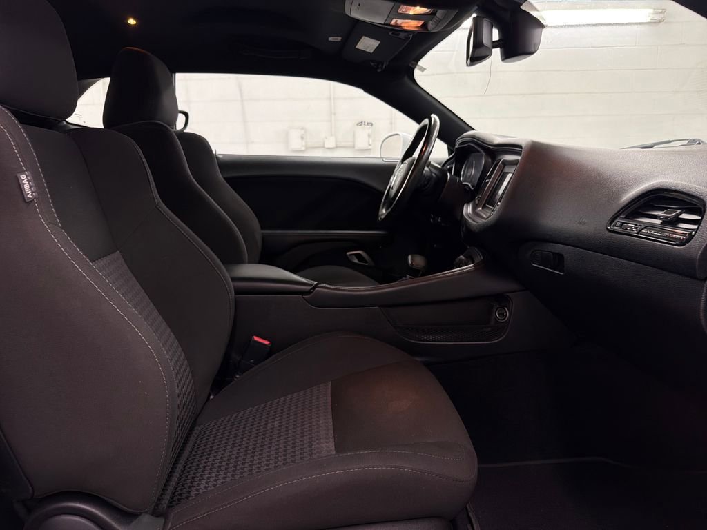 Used 2023 Dodge Challenger GT RWD image 29