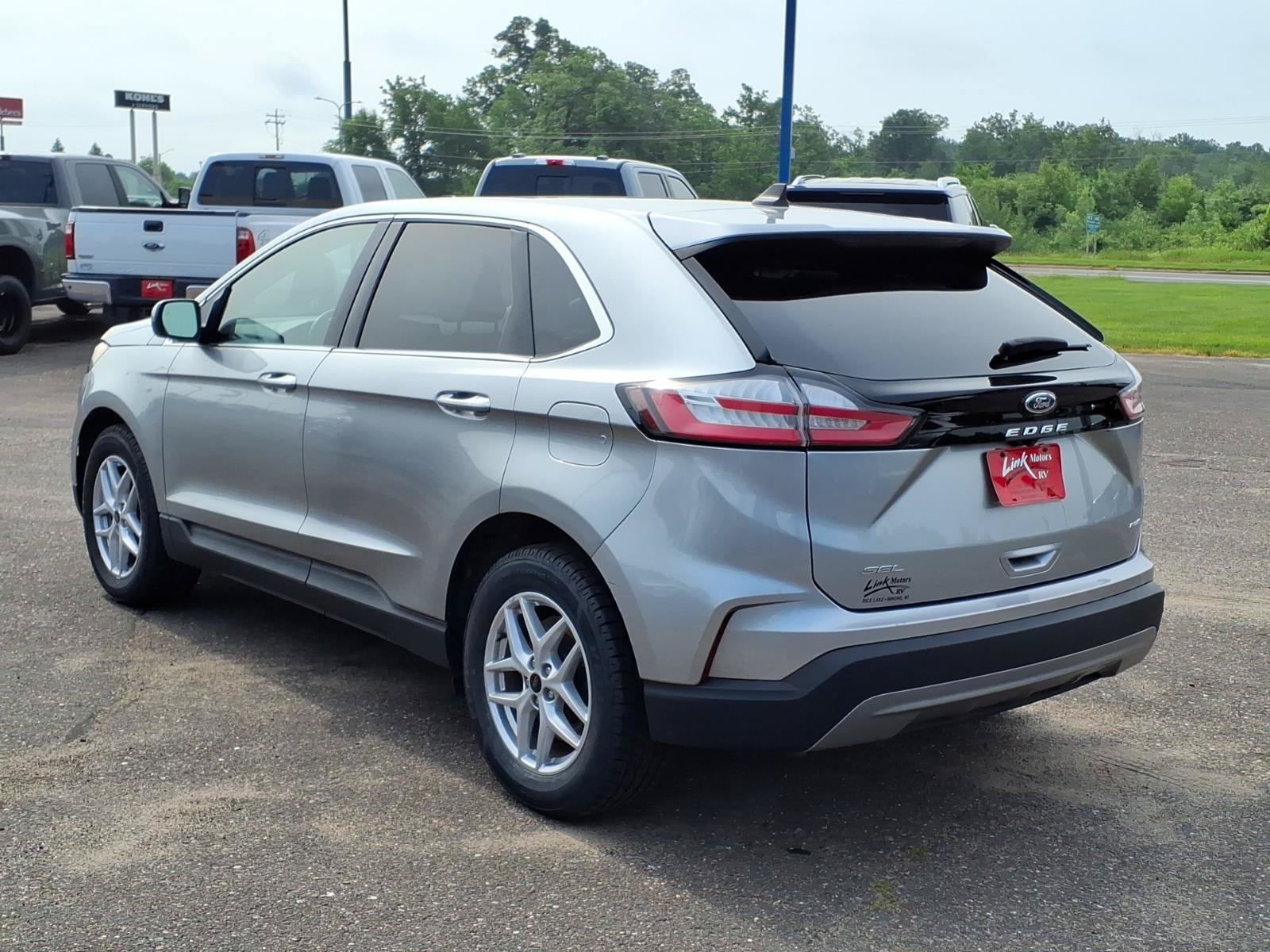 Certified 2024 Ford Edge SEL AWD/4WD image 3
