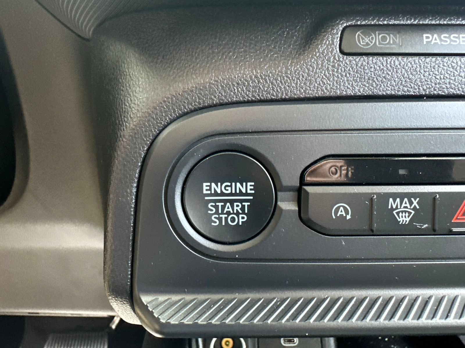 Certified 2025 Ford Bronco Sport Big Bend AWD/4WD image 32