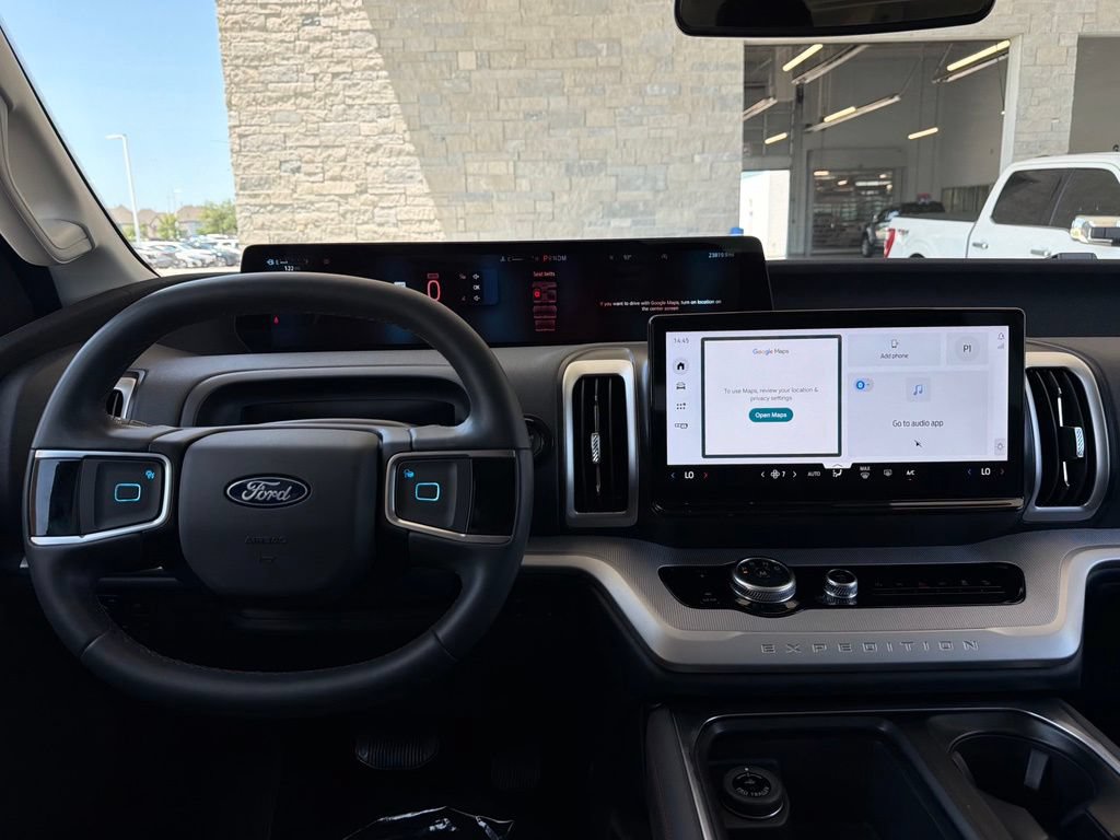 Certified 2025 Ford Expedition Active AWD/4WD image 9