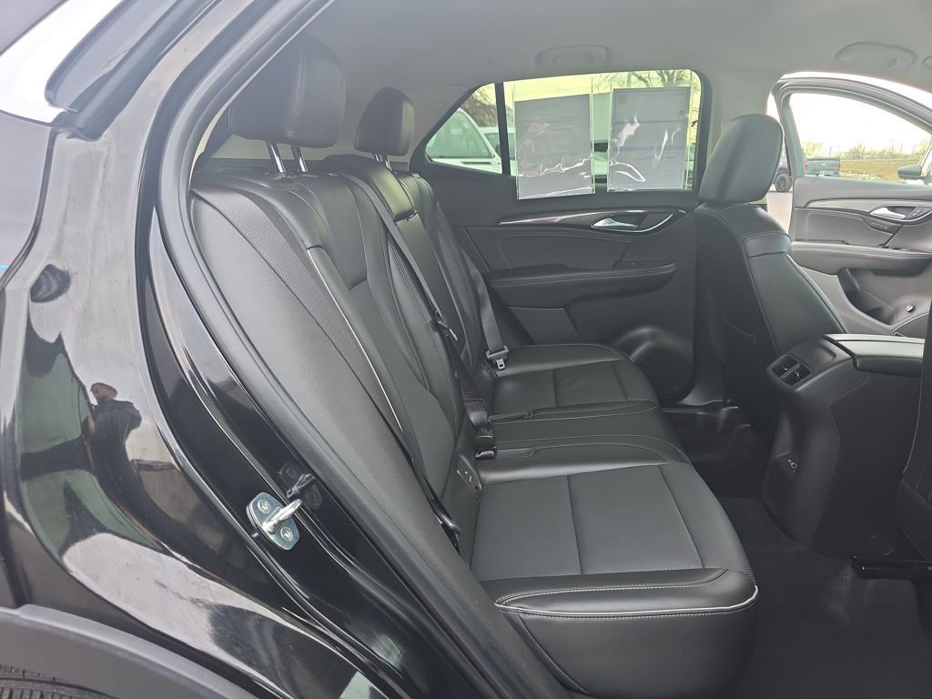 Used 2023 Buick Envision Essence AWD/4WD image 36