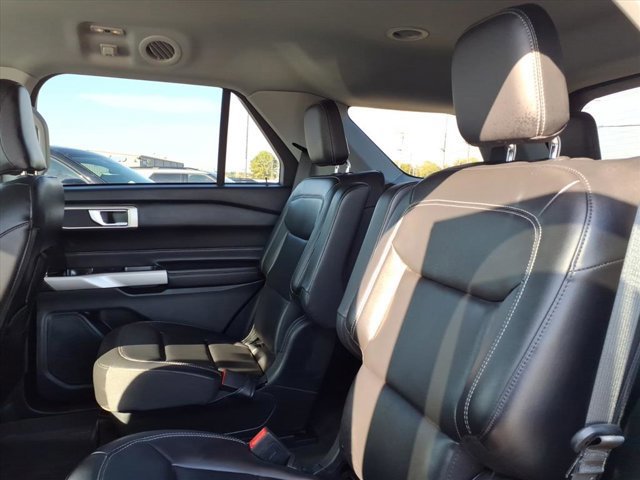 Certified 2023 Ford Explorer XLT w/ Equipment Group 202A image 27