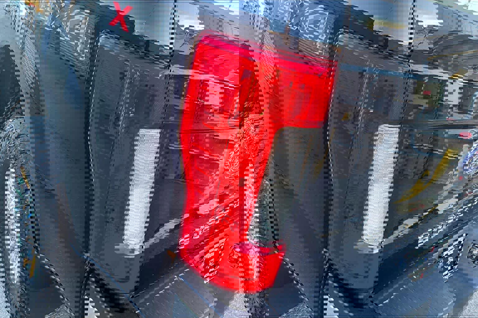 Certified 2019 Ford F350 XLT w/ XLT Premium Package image 28