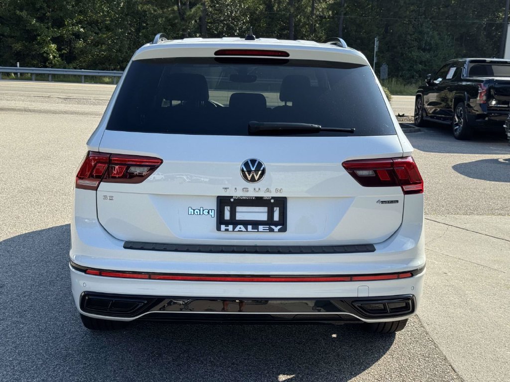 Used 2022 Volkswagen Tiguan SE R-Line AWD/4WD image 24