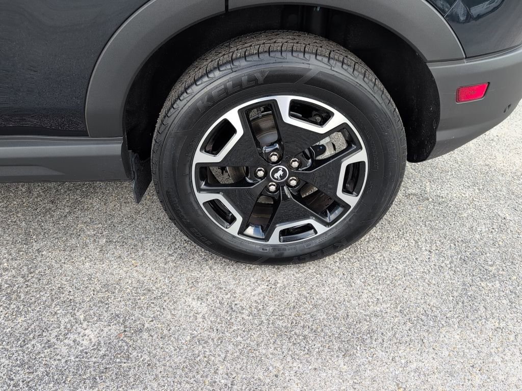 Certified 2022 Ford Bronco Sport Outer Banks w/ Tech Package image 14