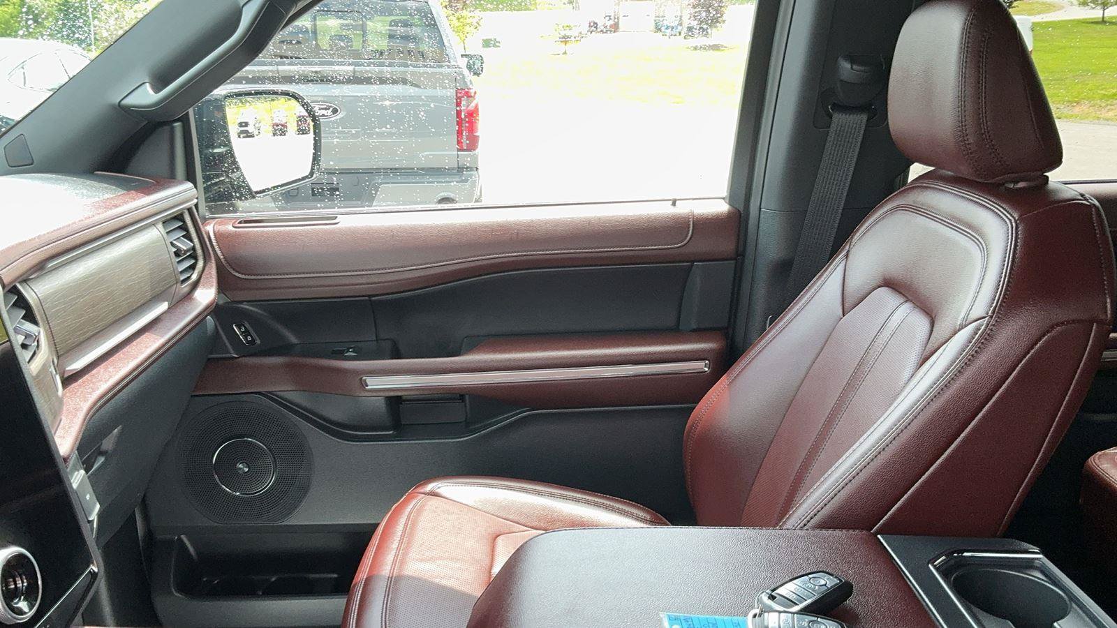 Certified 2023 Ford Expedition Limited AWD/4WD image 15