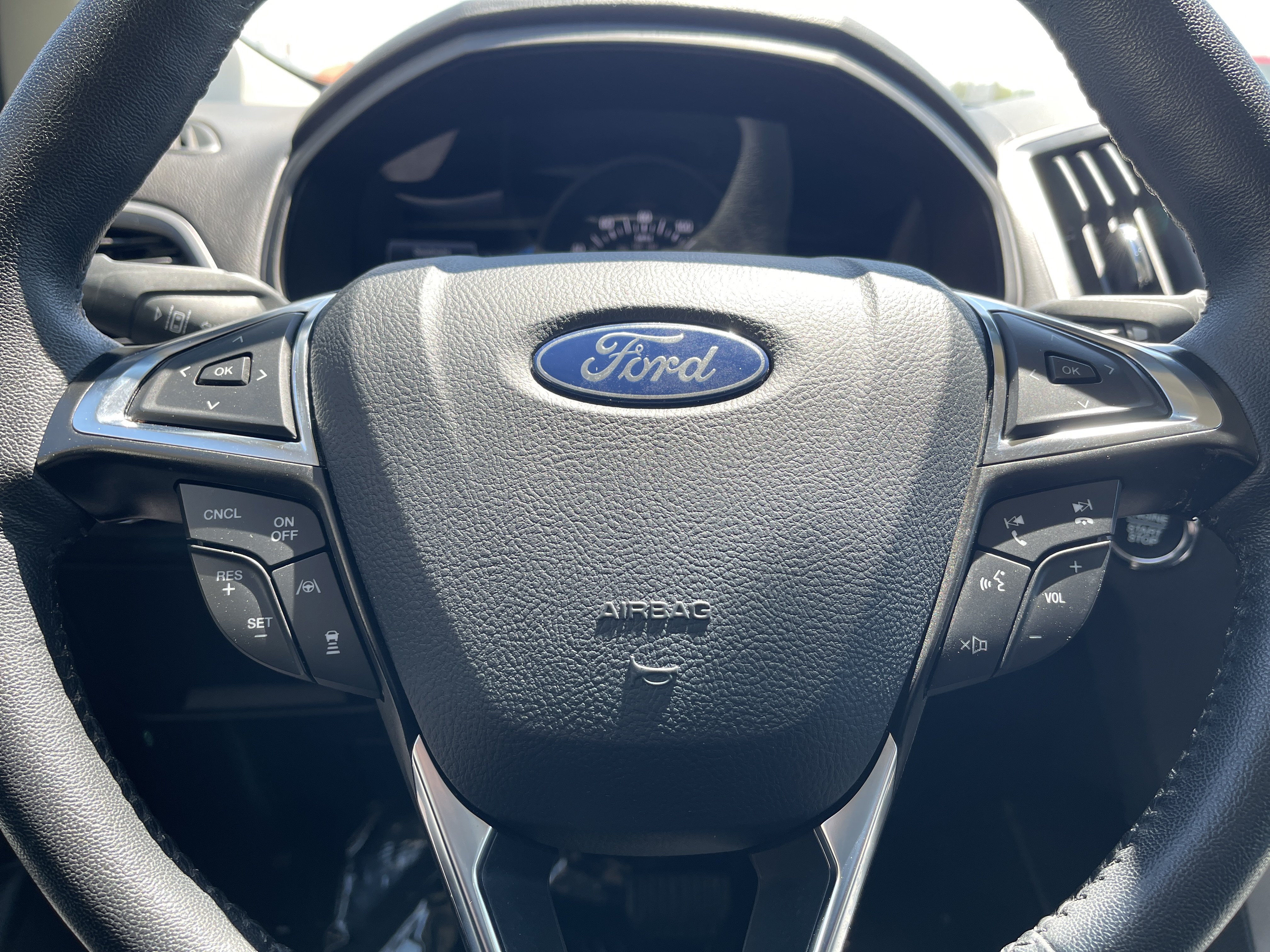 Certified 2024 Ford Edge SEL AWD/4WD image 15