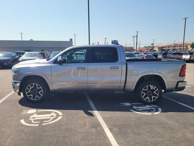 Used 2025 RAM 1500 Laramie AWD/4WD image 8