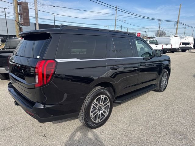 Certified 2025 Ford Expedition Active image 30