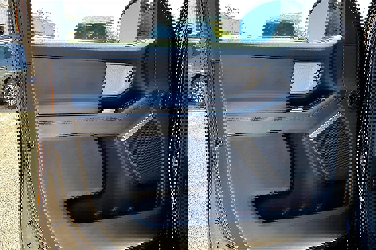 Certified 2025 Ford Expedition Max Active image 24