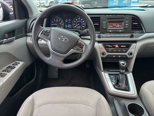 Used 2017 Hyundai Elantra SE FWD image 11