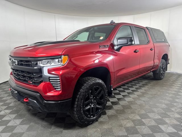 Used 2024 Chevrolet Silverado 1500 LT Trail Boss w/ Convenience Package II AWD/4WD image 8