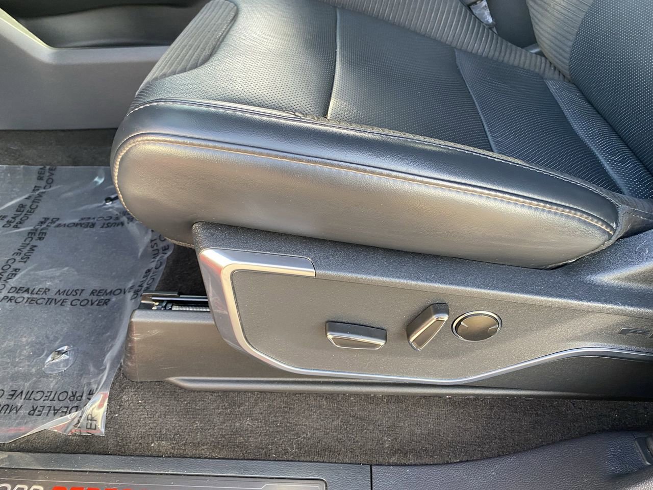 Certified 2023 Ford F150 Raptor w/ Raptor Carbon Fiber Package image 23