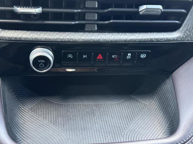 Certified 2026 Ford Explorer Platinum RWD image 26