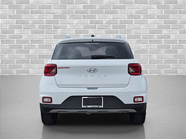 Used 2025 Hyundai Venue SEL FWD image 6