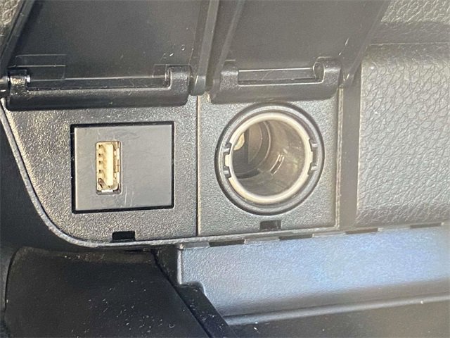 Used 2024 Toyota Camry SE image 18