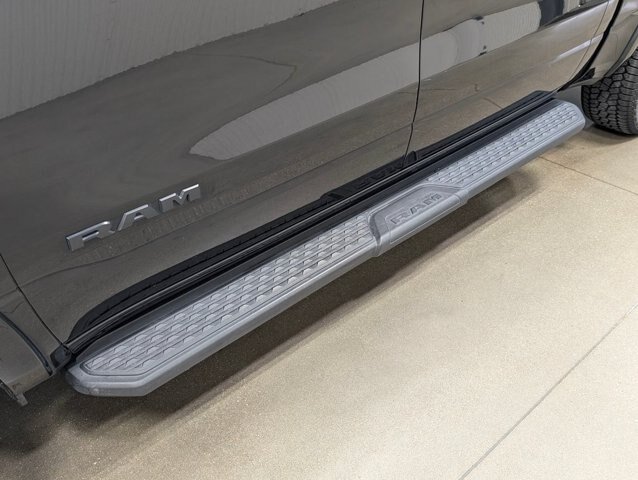 Used 2021 RAM 1500 Laramie AWD/4WD image 22
