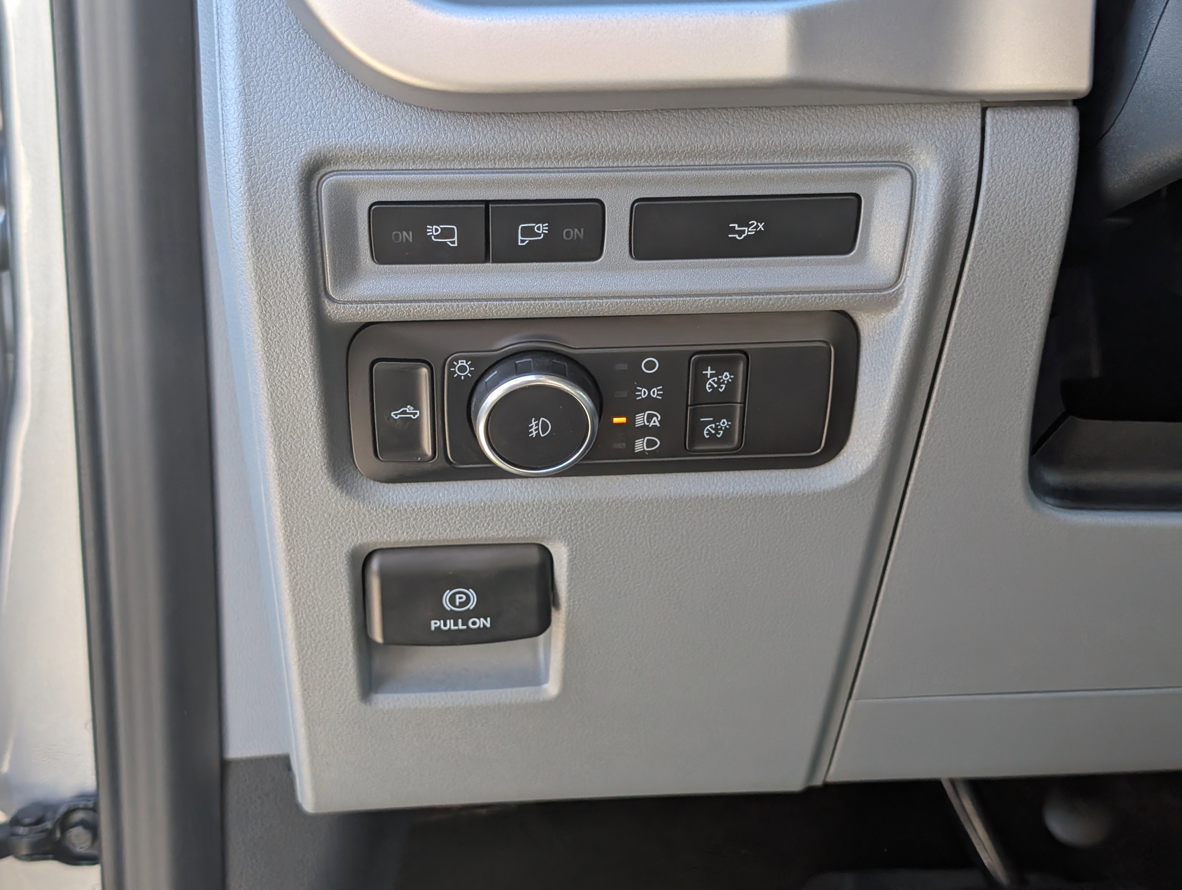 Certified 2022 Ford F150 XLT w/ Equipment Group 302A High image 21