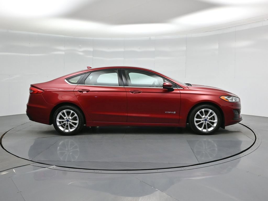 Certified 2019 Ford Fusion SE image 7