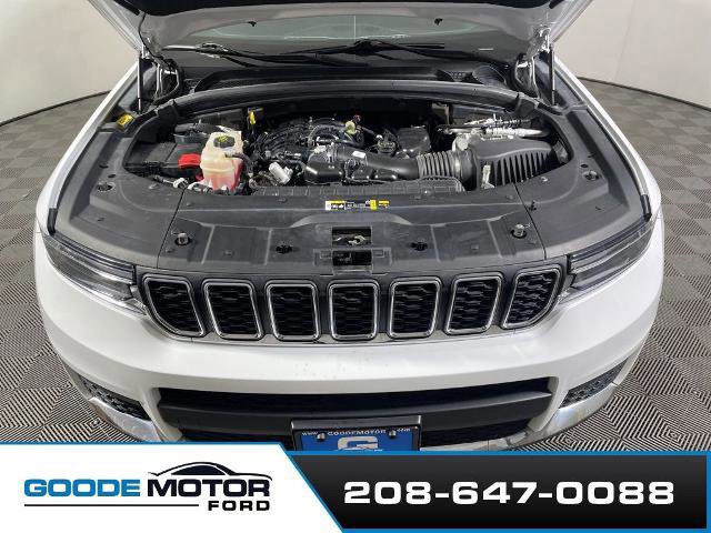 Used 2023 Jeep Grand Cherokee L Laredo image 26