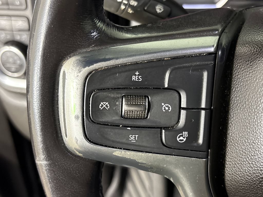 Used 2020 Chevrolet Silverado 1500 LTZ AWD/4WD image 17