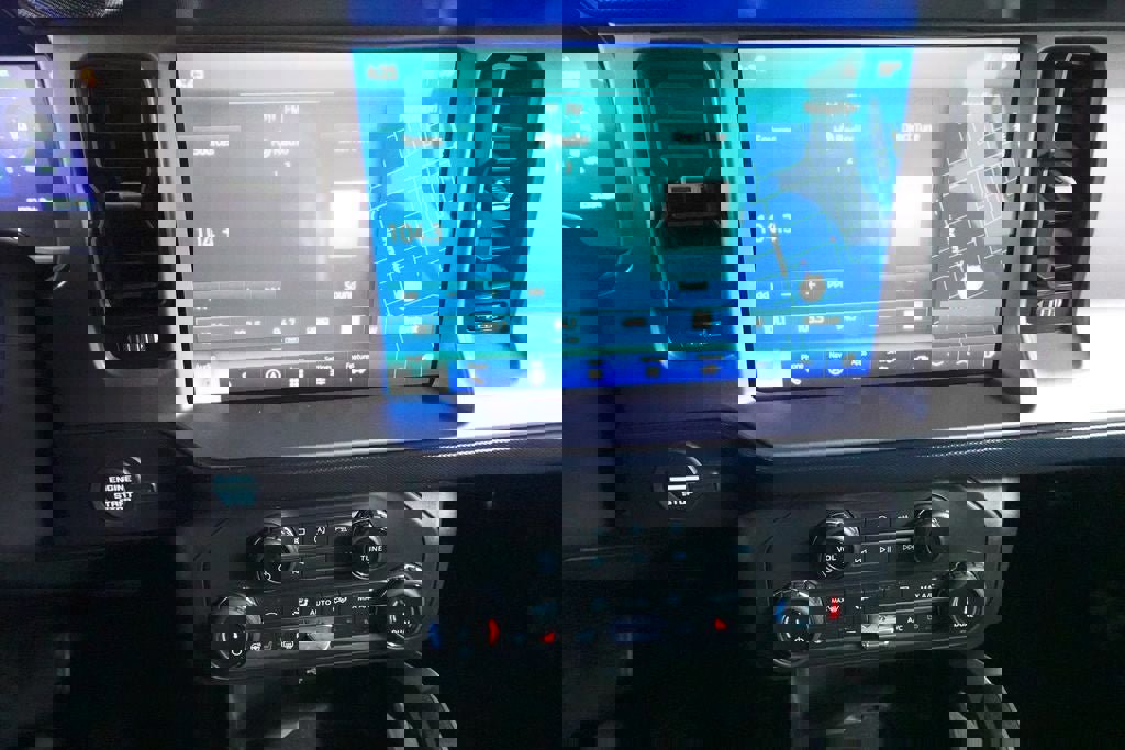 Certified 2022 Ford Bronco Outer Banks AWD/4WD image 15