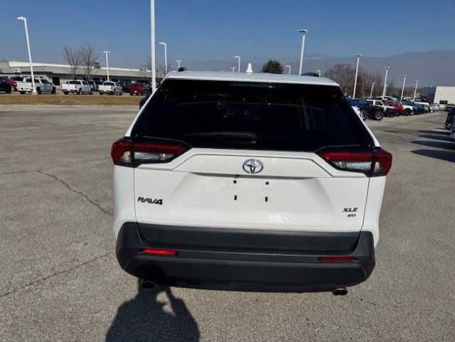 Used 2023 Toyota RAV4 XLE image 4