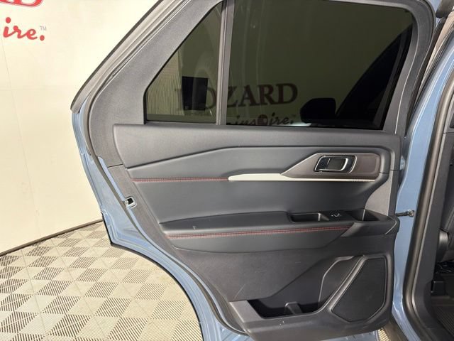 Certified 2025 Ford Explorer ST-Line RWD image 33