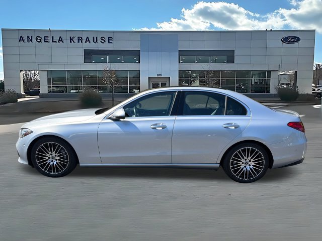 Used 2022 Mercedes-Benz C 300 4MATIC Sedan image 4