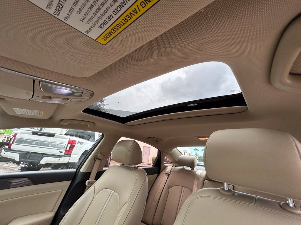 Used 2018 Hyundai Sonata Limited w/ Cargo Package FWD image 12