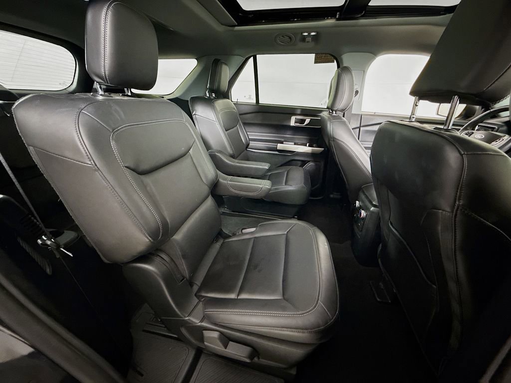 Certified 2023 Ford Explorer XLT w/ Equipment Group 202A image 29