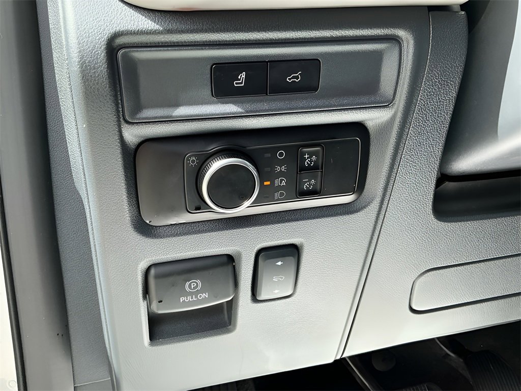 Certified 2023 Ford Expedition Max XLT image 27