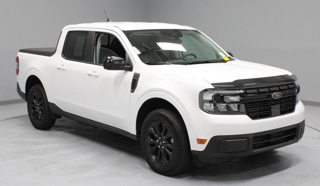 Certified 2024 Ford Maverick Lariat w/ Black Appearance Package AWD/4WD image 1