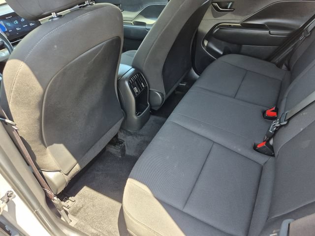 Used 2025 Hyundai Kona SEL FWD image 24