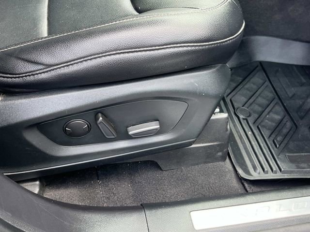 Certified 2021 Ford Explorer Limited RWD image 29