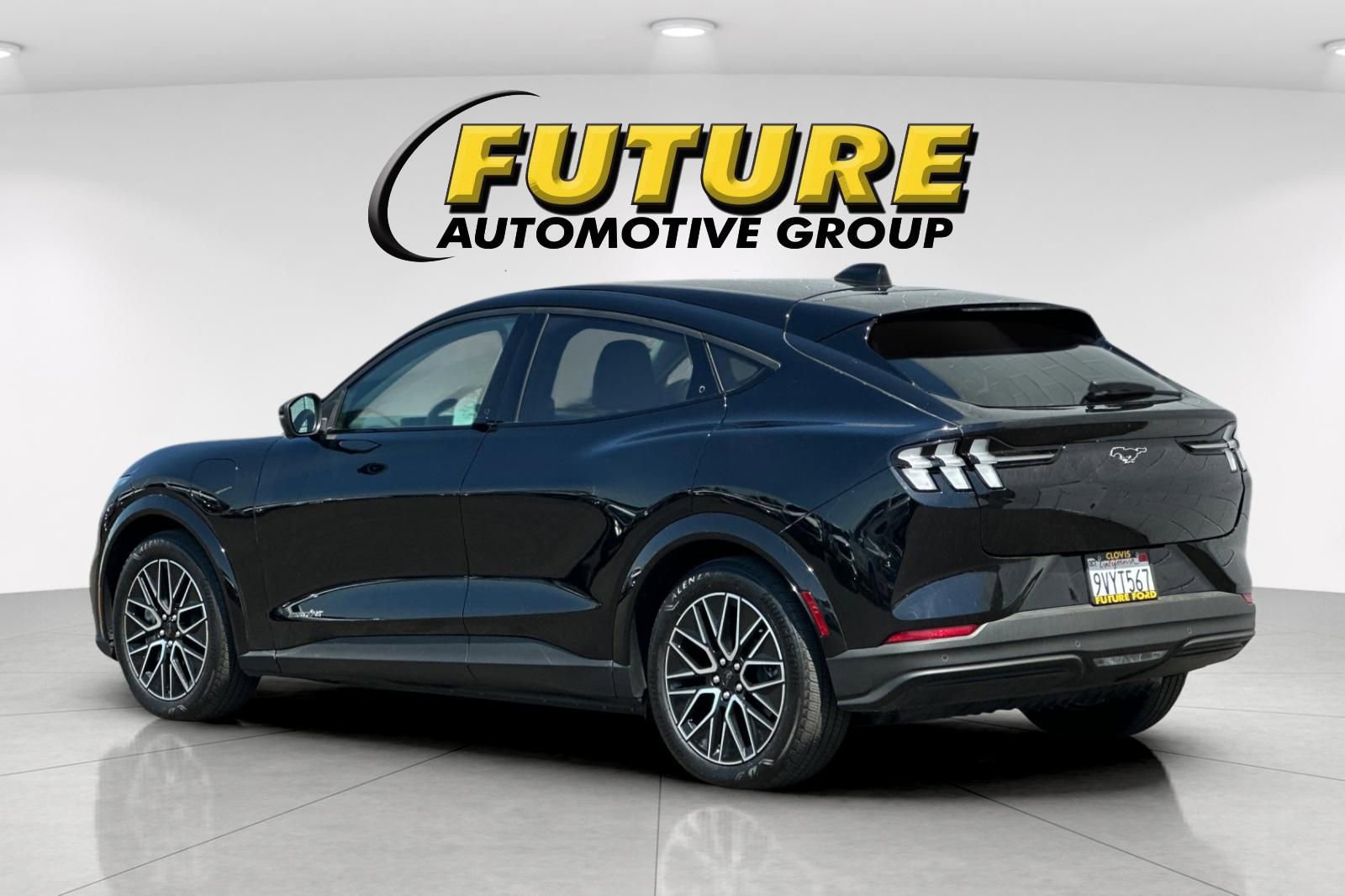 Certified 2025 Ford Mustang Mach-E Premium RWD image 5