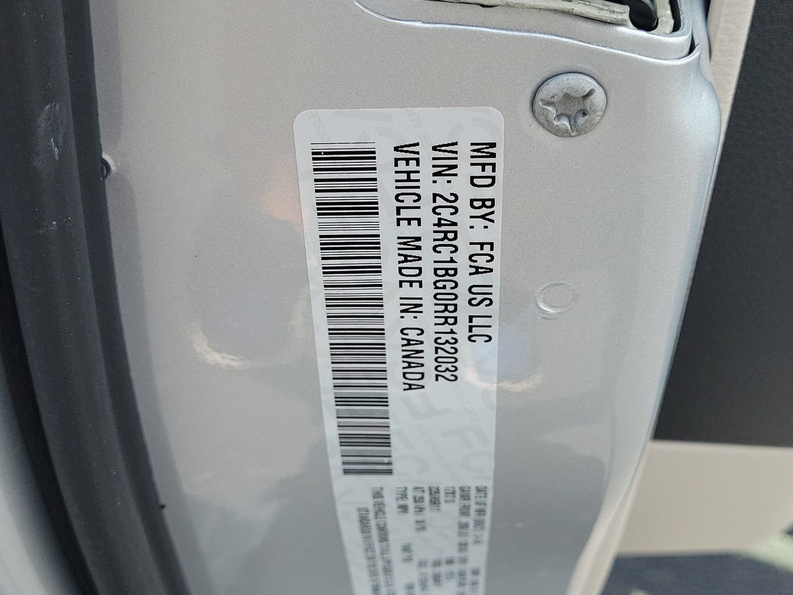 Used 2024 Chrysler Pacifica Touring-L FWD image 30