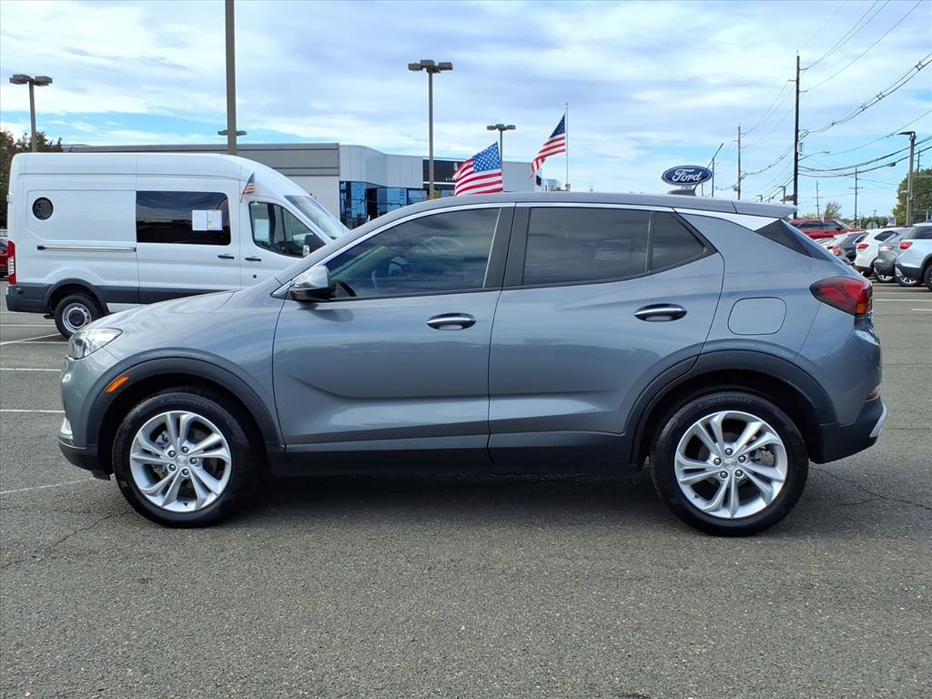 Used 2022 Buick Encore GX Preferred w/ Cold Weather Comfort Package image 4