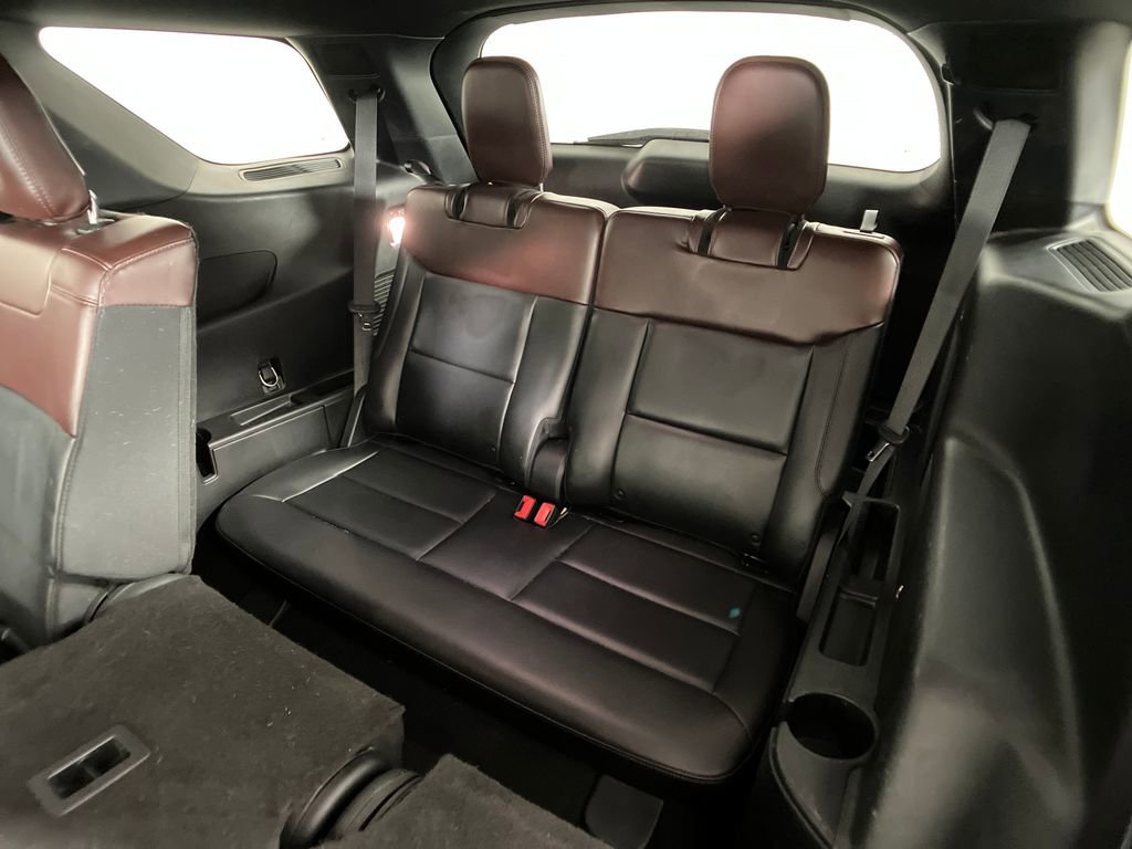Certified 2020 Ford Explorer Platinum w/ Premium Technology Package image 32