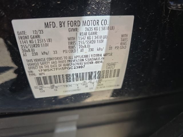 Certified 2023 Ford Explorer Limited w/ Limited Technology Package RWD image 7