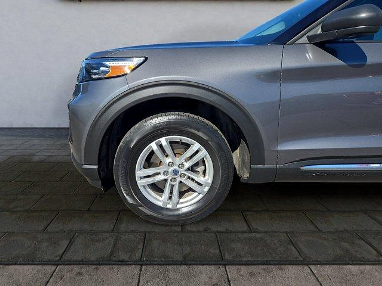 Certified 2024 Ford Explorer XLT AWD/4WD image 26