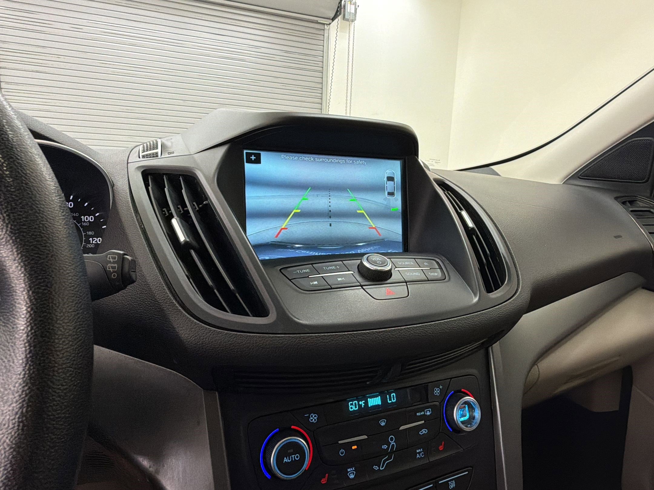 Certified 2018 Ford Escape SEL FWD image 25