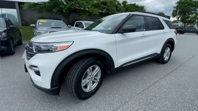 Certified 2023 Ford Explorer XLT w/ Equipment Group 202A AWD/4WD image 6