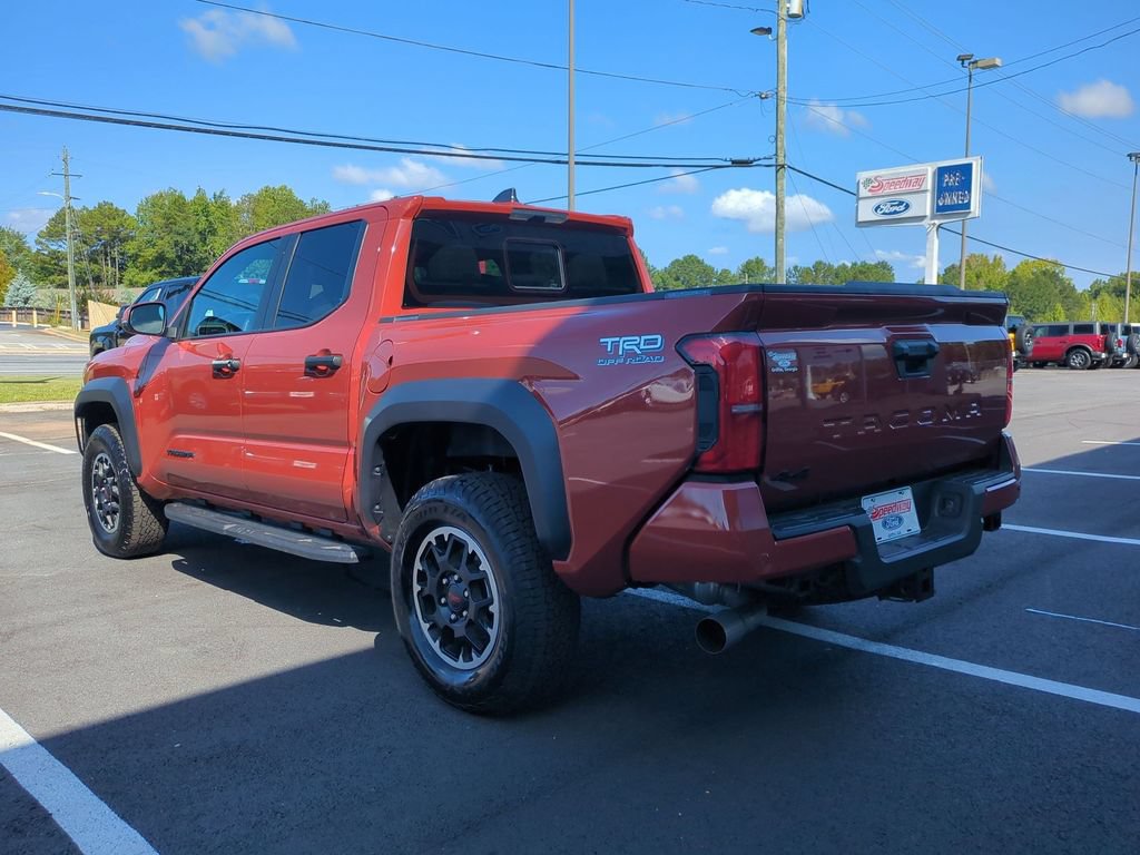 Used 2025 Toyota Tacoma TRD Off-Road w/ TRD Off Road Upgrade Package AWD/4WD image 9