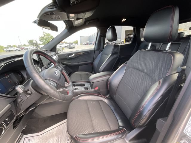 Certified 2023 Ford Escape ST-Line w/ Tech Pack #1 AWD/4WD image 12