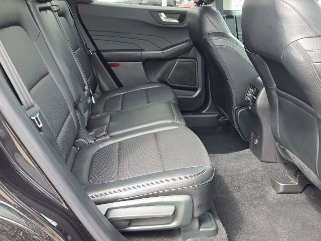 Certified 2022 Ford Escape SEL w/ Equipment Group 302A image 8