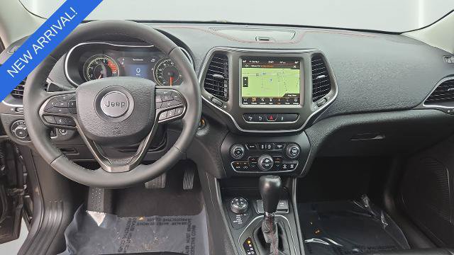 Used 2023 Jeep Cherokee Trailhawk w/ Trailer Tow Group AWD/4WD image 17