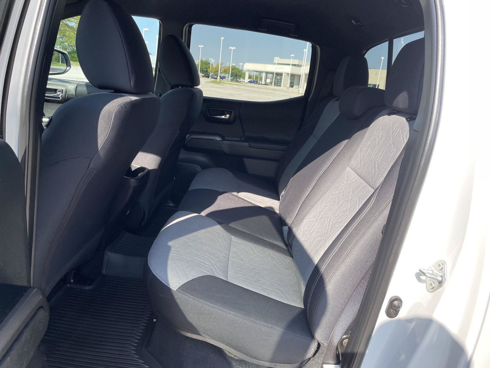 Used 2023 Toyota Tacoma TRD Sport w/ Technology Package AWD/4WD image 19